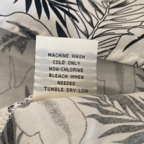 Men's Hawaïian Floral Button Down Shirt High Surf White
Size L - Picture 6 of 6